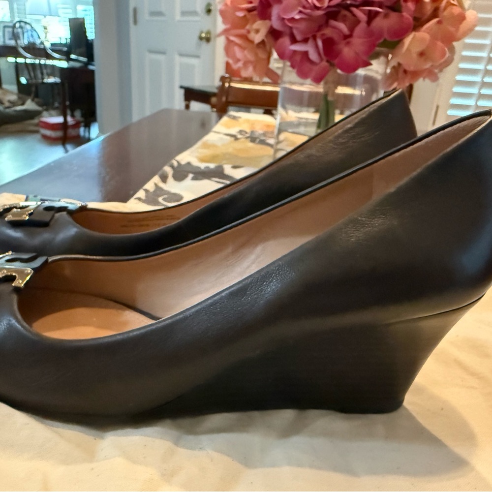 Chic brown Leather Wedge Shoes